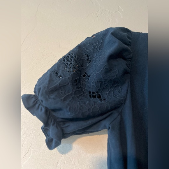 Moon River Navy Maxi Dress with Eyelet Details and Puff Sleeves
Size S - Picture 5 of 11